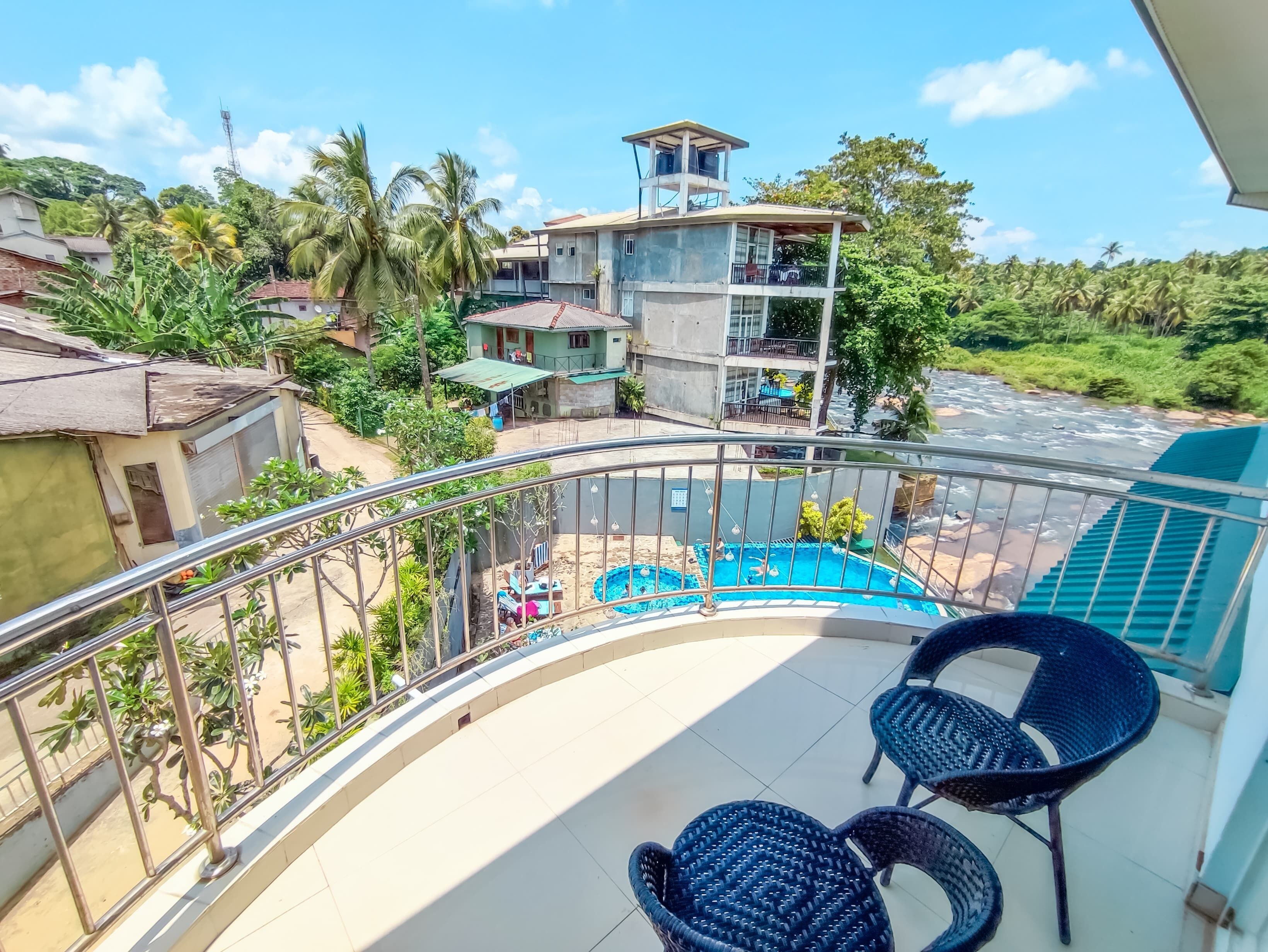 Deluxe Double Room, Pool View