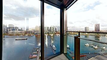 Three Bedroom Three Bathroom - Harbour Views | Balcony view