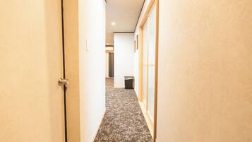 Comfort Suite, City View | Blackout curtains, free WiFi