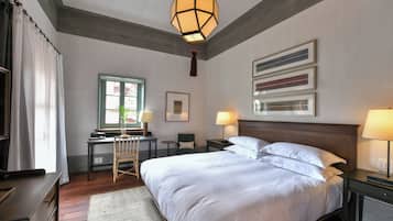Romantic Double Room, Garden View | Desk, laptop workspace, blackout drapes, soundproofing