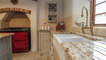 Alat memasak/pinggan mangkuk/perkakas dapur