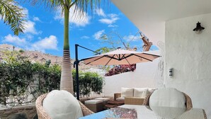 Outdoor dining - Villa Nautica Puerto Rico by Alquiler de Súeño (Puerto Rico)