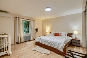 2 chambres, fer et planche à repasser, accès à Internet, literie fournie