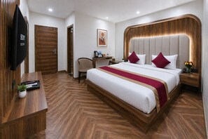 Executive Room - OPO Essential SKYNEX (New Delhi)