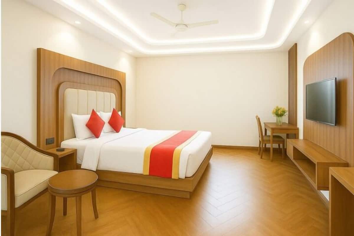 Day Use Room 9AM to 6PM | Strykejern/-brett og wi-fi (inkludert)