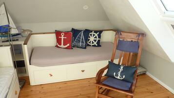 2 dormitorios, tabla de planchar con plancha, wifi y ropa de cama