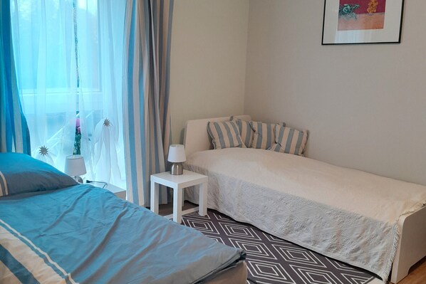 1 bedroom, WiFi, bed sheets