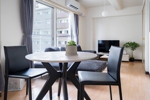 In-room dining - LUMORA (Sapporo)