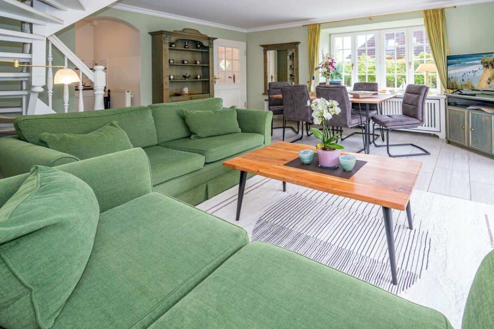 Smart TV, DVD player