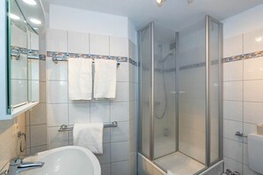 Chuveiro, secador de cabelo