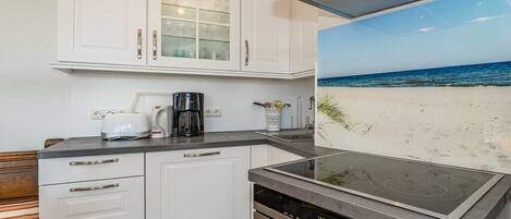 Oven, stovetop, dishwasher, coffee/tea maker