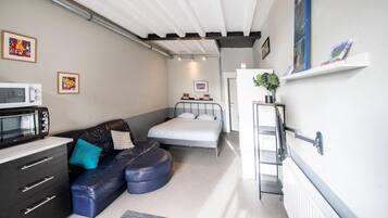 7 bedrooms, free WiFi