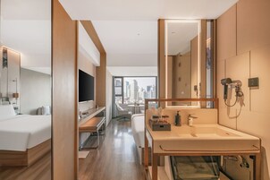 Executive Double Room, City View