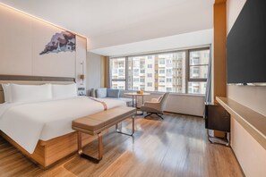 Blackout drapes, soundproofing, iron/ironing board, free WiFi