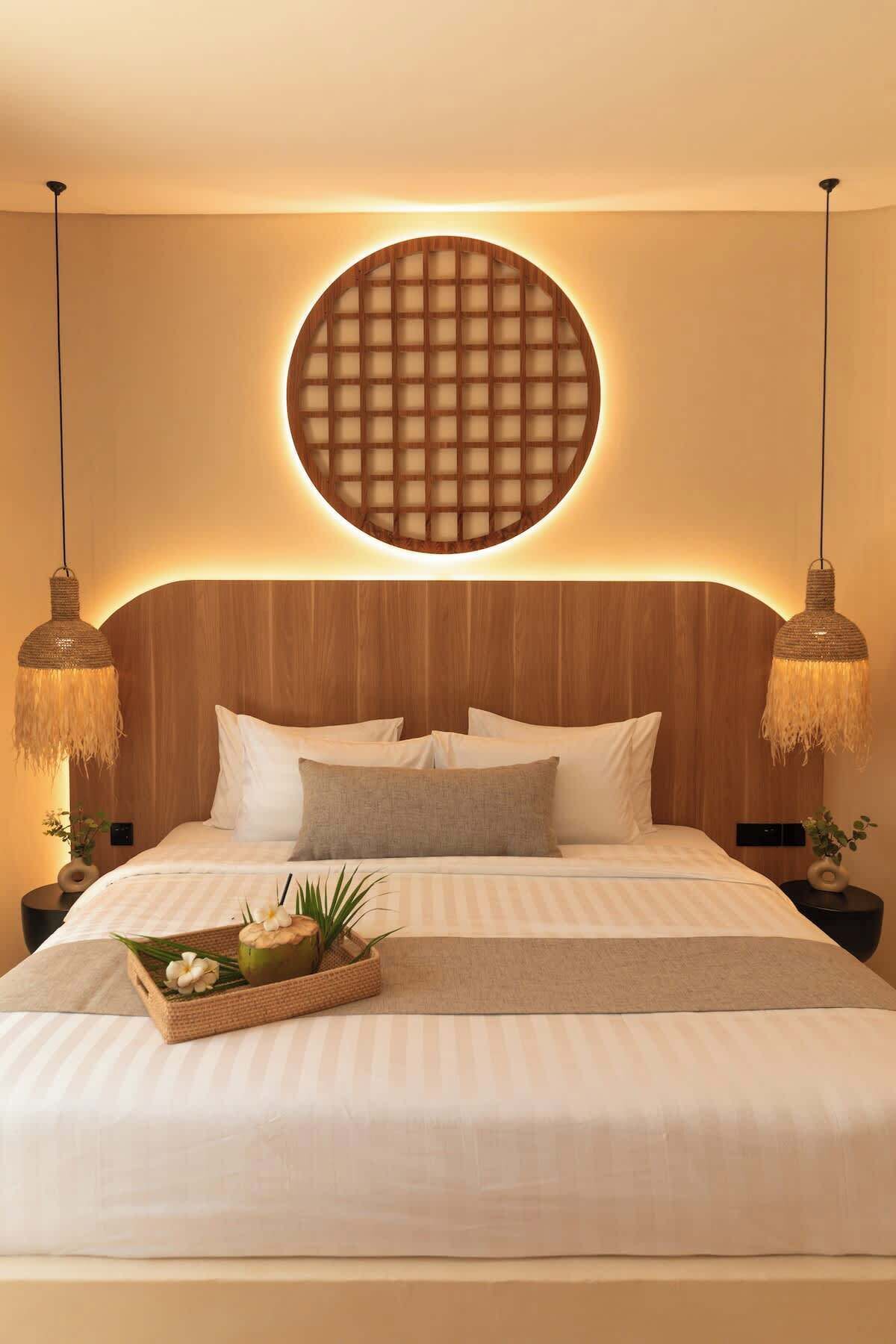 4 bedrooms, desk, iron/ironing board, WiFi