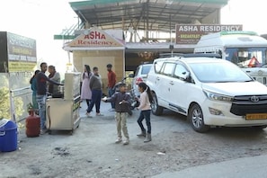 Front of property - Asha Residency By St Hotel (Shimla)