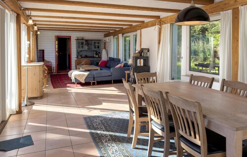 Awesome home in Fårvang with sauna