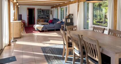 Awesome home in Fårvang with sauna