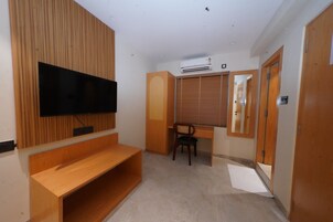 M Room | Desk, laptop workspace, soundproofing, iron/ironing board