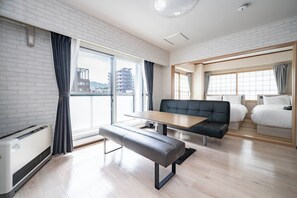 Living area - MOTTO (Sapporo)