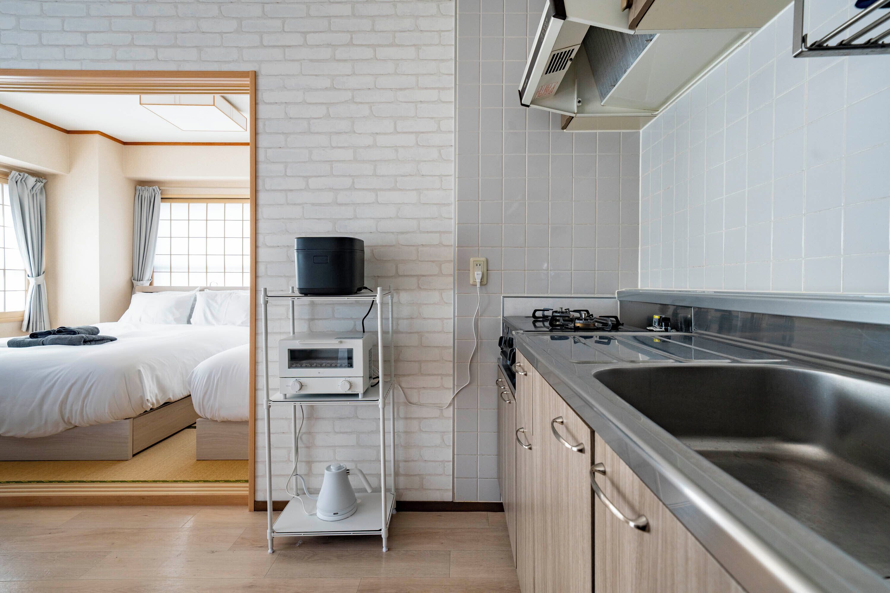 냉장고, 전자레인지, 쿡탑, 토스터