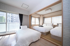 Iron/ironing board, free WiFi