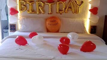 Premium Room Pool View | Desk, free WiFi