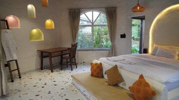 Premium Room Pool View | Desk, free WiFi