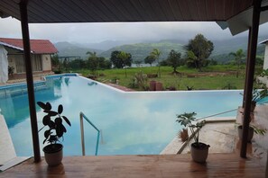 Exterior - Casa Rossa Resort (Pune)