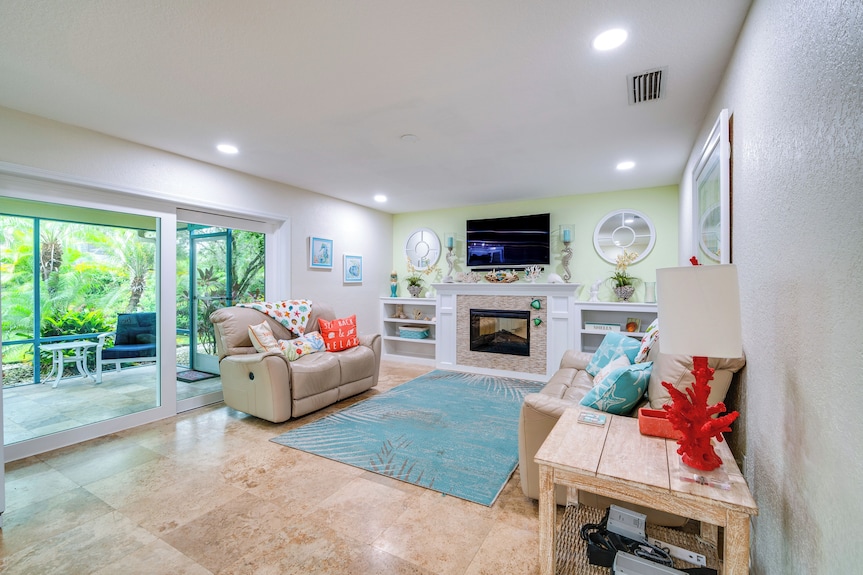 Outdoor Oasis W/ Bar & Lanai: Tavares Escape - Leesburg
