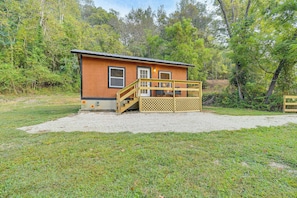 Exterior - ‘Hudson’s Hideaway Cabin’ on Creek in Beattyville! (Beattyville)