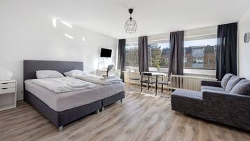 2 bedrooms, WiFi, bed sheets