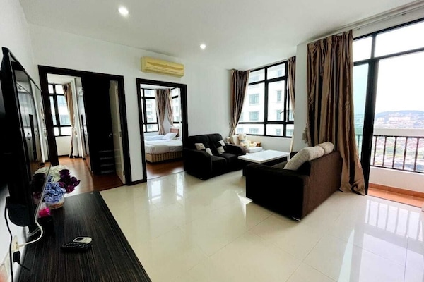 Superior Apartment, Lake View | Interior entrance