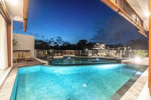 Villa (5 Bedrooms) | Exterior