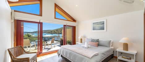 2 soverom, strykejern/-brett, internettilgang og sengetøy