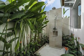 Unclassified image, 2 of 17, button - Villa Maxime by BaliSuperHost (Bali)