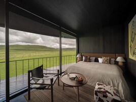 Luxury-Doppelzimmer, Bergblick | Terrasse/Patio