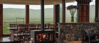 Hongyuan Weilu Nomadic Luxury Camp