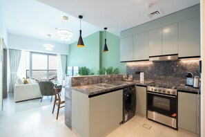 Fridge, microwave, oven, stovetop