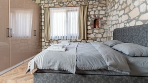 Family Double Room, Garden View