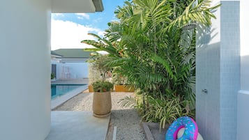 Villa | Terrace/patio