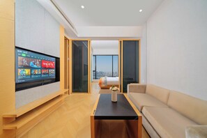 Luxury Suite, City View | Blackout drapes, free WiFi