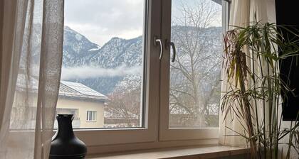 Apartment 'Alpenblick Vacation Home' with Mountain View, Balcony and Wi-Fi