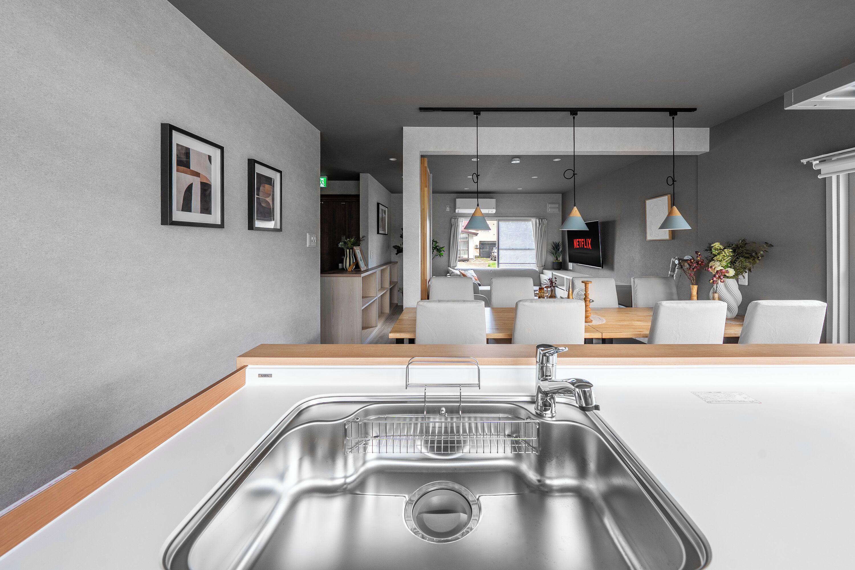 Fridge, microwave, stovetop, toaster