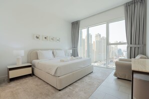 Appartement luxueux, balcon, vue sur la mer | Accès au Wi-Fi (inclus)