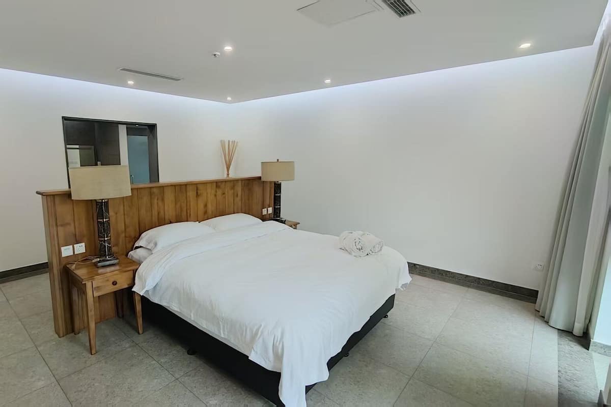 Suite estándar, vista al patio | Wifi gratis