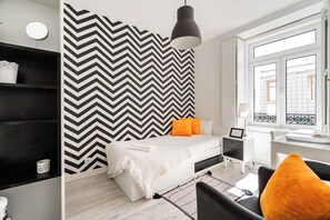 4 bedrooms, iron/ironing board, free WiFi, bed sheets
