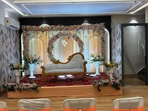 Banquet hall - Hotel La Serene (Agra)