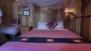 Exclusive Double Room | Free WiFi - Meo Vac Giac Xua Homestay (Meo Vac)