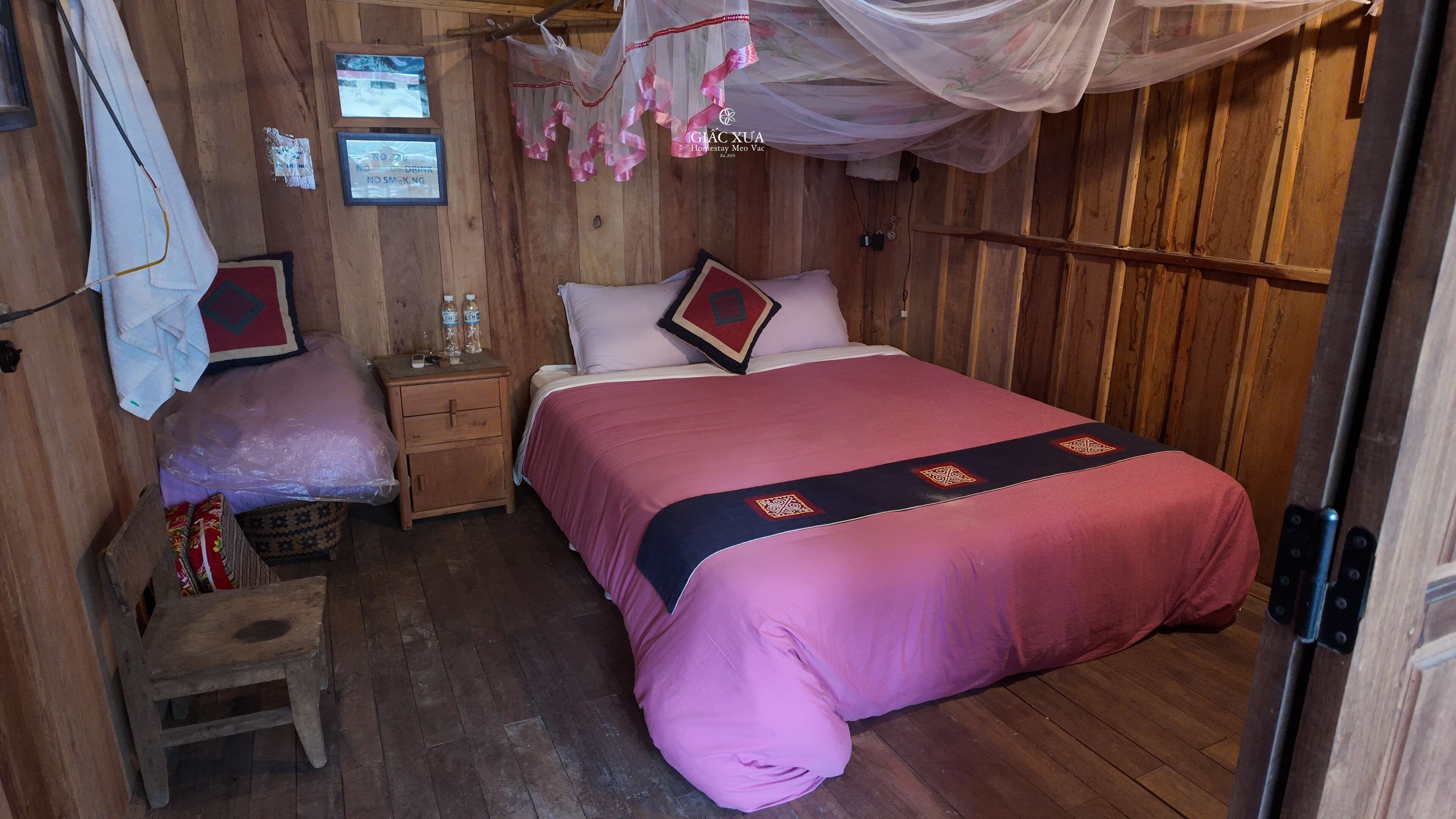 Exclusive Double Room | Free WiFi